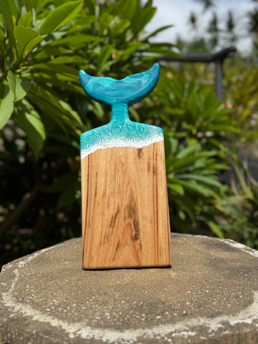Resin Mini Whale Tail Chopping Board