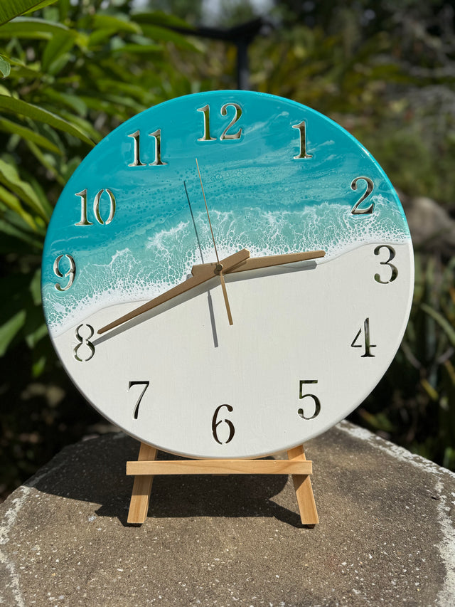 Numbered Resin Clock