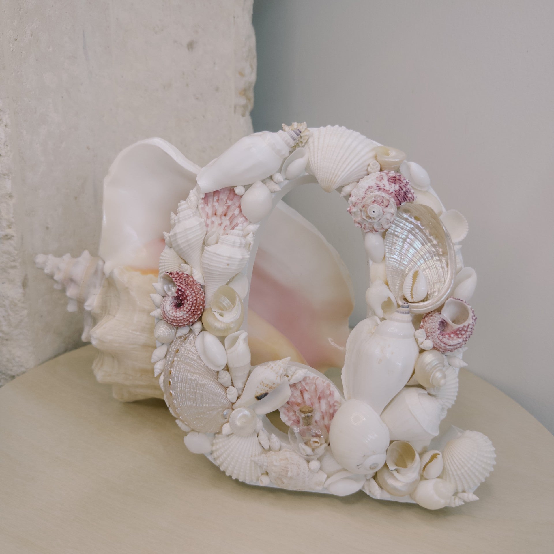 Seashell Letter Q